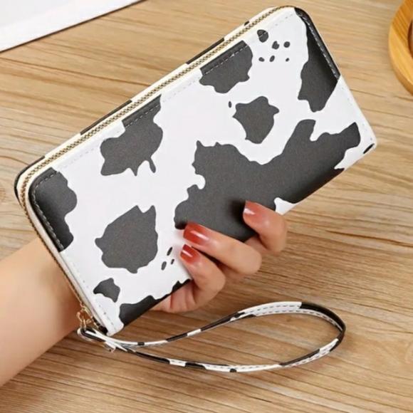 NEW Cow Print Women's Wallet Wristlet - Picture 4 of 5